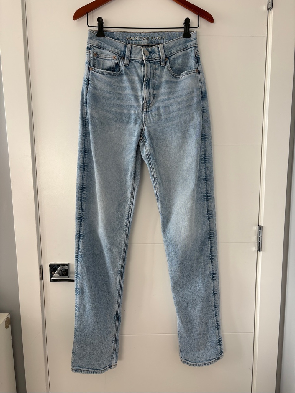 AE Highest Rise 90’s Boyfriend Jeans size 2 Extra-Long